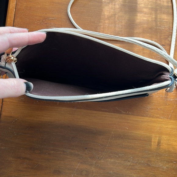 Small purse - Picture 3 of 3